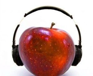 В Крыму турист из Днепропетровска обокрал фанатку Apple