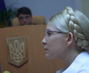 Адвокат Тимошенко сдаст нормативы по скорочтению
