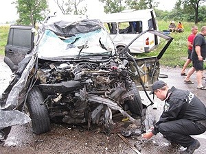 Под Харьковом разбилась маршрутка. Погибло шесть человек