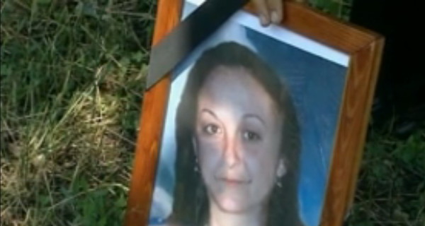 Шок! Пьяный водитель на пляже проехался по беременной женщине и развернулся на спине ее мужа  