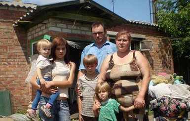 На Донетчине 15-летний подросток спасла от страшной смерти троих маленьких детей