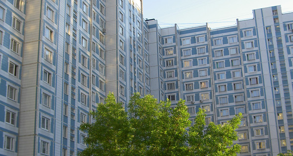 В Донетчине мужчина погиб, упав с 12-этажки