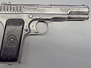 Пенсионер застрелил зятя из подаренного им пистолета