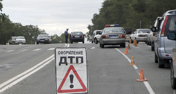 Дончане страдают от сильного зноя и попадают под колеса машин