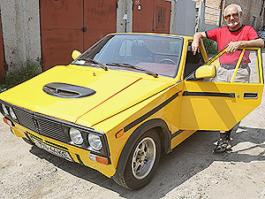 40 лет назад киевлянин собрал автомобиль. И до сих пор на нем ездит