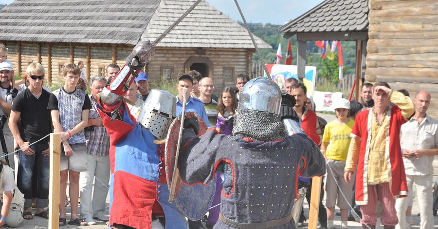На Хортицу съехались рыцари со всей Украины