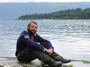Турист спас 30 человек, попавших под обстрел на норвежском острове 