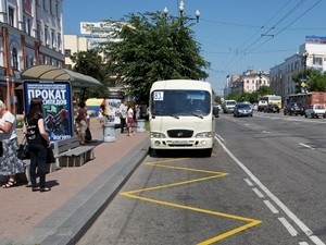 Улицы Донецка украсит новая разметка, а кошельки водил 