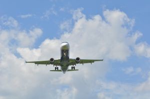 Пассажиры бастующей авиакомпании улетели из Крыма