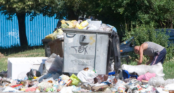 За не вовремя вывезенный мусор горожанам стали возвращать деньги