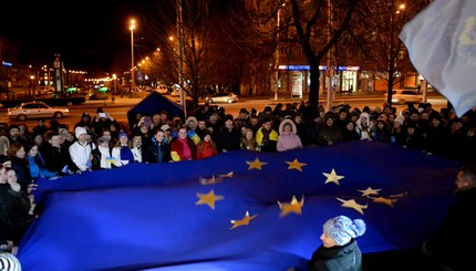 #Евромайдан: Запорожские студенты продолжают митинговать