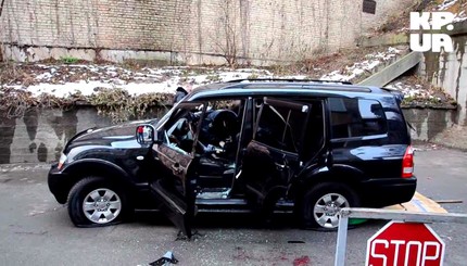 В Киеве перестрелка: грабители напали на водителя джипа 