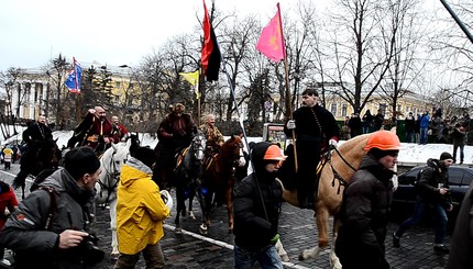 На Майдане не помещаются все митингующие