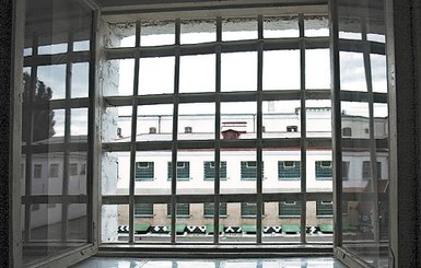 БЮТ: В камере Тимошенко установили скрытую камеру