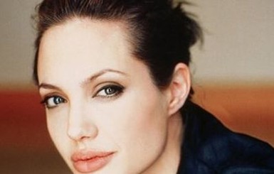 Анджелина Джоли отказывается сниматься в кино