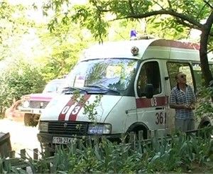 В Севастополе их горящей квартиры соседи вытащили слепоглухонемого мужчину