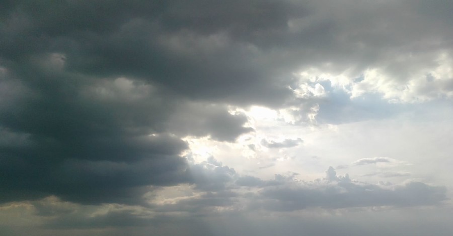 Сегодня зонтики дончанам не пригодятся