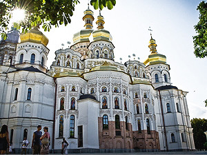 Исследуем церкви Киево-Печерской Лавры: как найти храмовую икону, и кто захоронен в Успенском соборе?