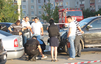 Неизвестные взорвали джип одного из симферопольских бизнесменов