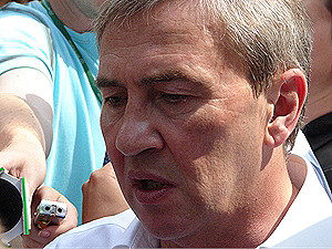 Киевляне о разводе и гражданствах Черновецкого: 