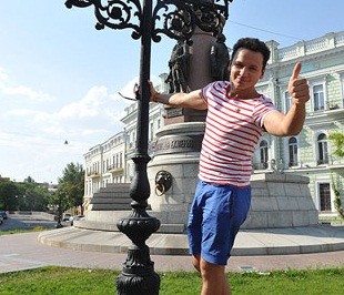 Звезды в Одессе: Собчак смутила курсантов, а к Олешко приставали на Привозе