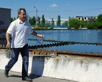 Канализацию чистят 