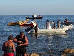 В Крыму едва не пошел ко дну еще один катер с туристами