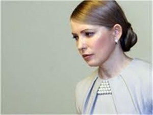 Юлия Тимошенко и прокурор Фролова снова пришли в суд с одинаковыми прическами