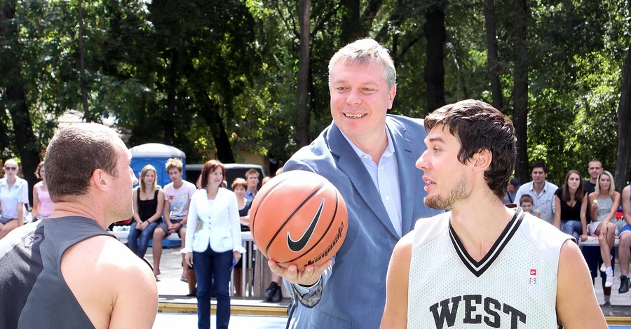 Кубок - Харькову, площадки - нам