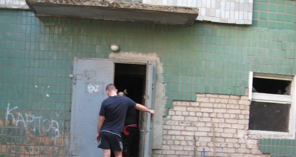 Из горящего общежития в Запорожье эвакуировали людей 