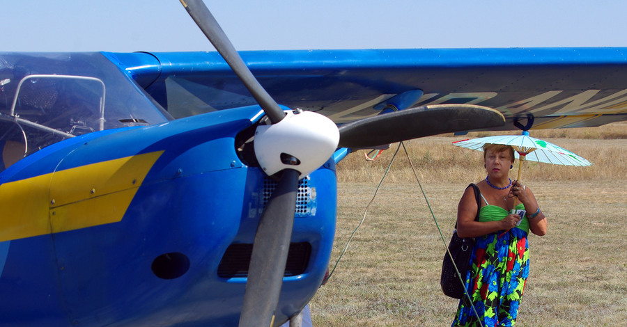 Одесситам показали двойника первого российского самолета