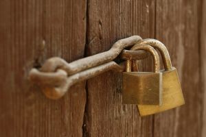 Поджигатели кафе запугали жителей Родникового в Крыму