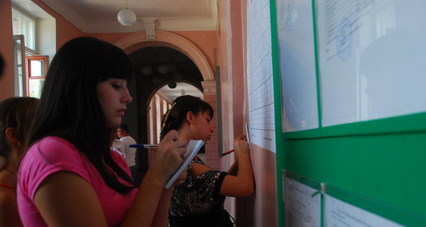 Ректорам городских вузов за недобор объявили выговор