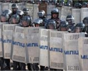 В Севастополе 600 милиционеров поколотили футбольных фанатов