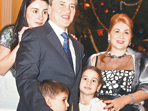 Черновецкий станет дедушкой в пятый раз?