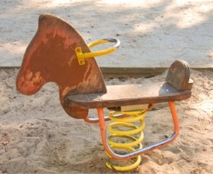 Хотите детскую площадку - идите в ЖЭК