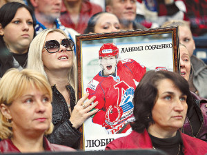 Погибший хоккеист Даниил Собченко летел в Минск к своей возлюбленной