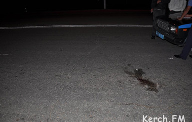 В Керчи на дороге загадочно погиб молодой парень