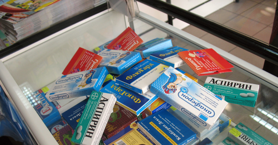 На Донетчине малышка отравилась таблетками от кашля