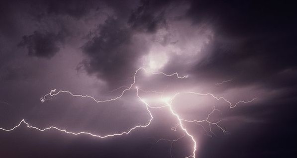 Домам Донбасса угрожают грозы 