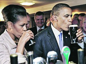 Обама гонит пиво в Белом доме