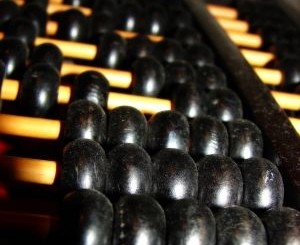 Кому в Крыму жить хорошо: больше всех зарабатывают моряки и нефтяники