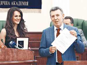 Олеся Стефанко заинтересовалась государственными преступлениями
