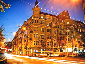 Столичный блоггер показал киевлянам одиночество вечерних улиц