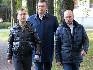 Лидеры России и Украины решали газовые проблемы за рыбалкой и у самовара