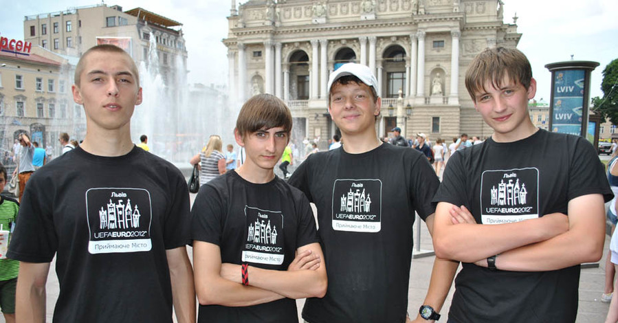 Меркантильных футбольных фанов в волонтеры не берут