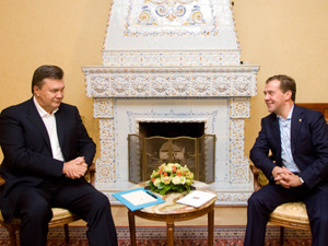 Янукович и Медведев договорились создать консорциум 