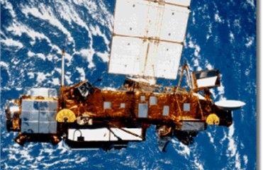Неуправляемый спутник рухнул в Тихий океан