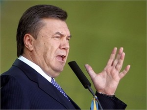 Януковича освистали на Олимпийском