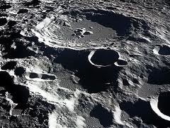 Первую базу на Луне хотят построить в пещере